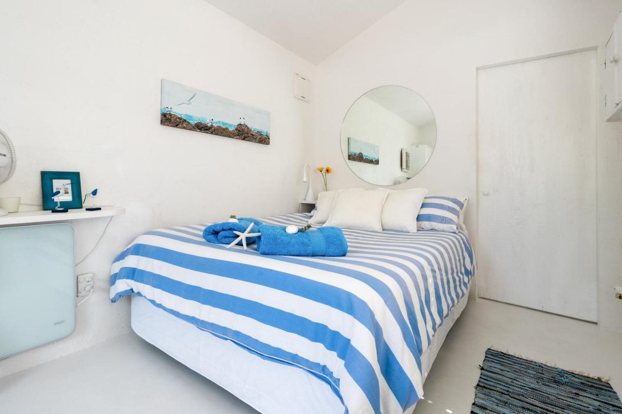 Apartmán Boatsheds On The Bay, Waiheke Island Ostend Exteriér fotografie