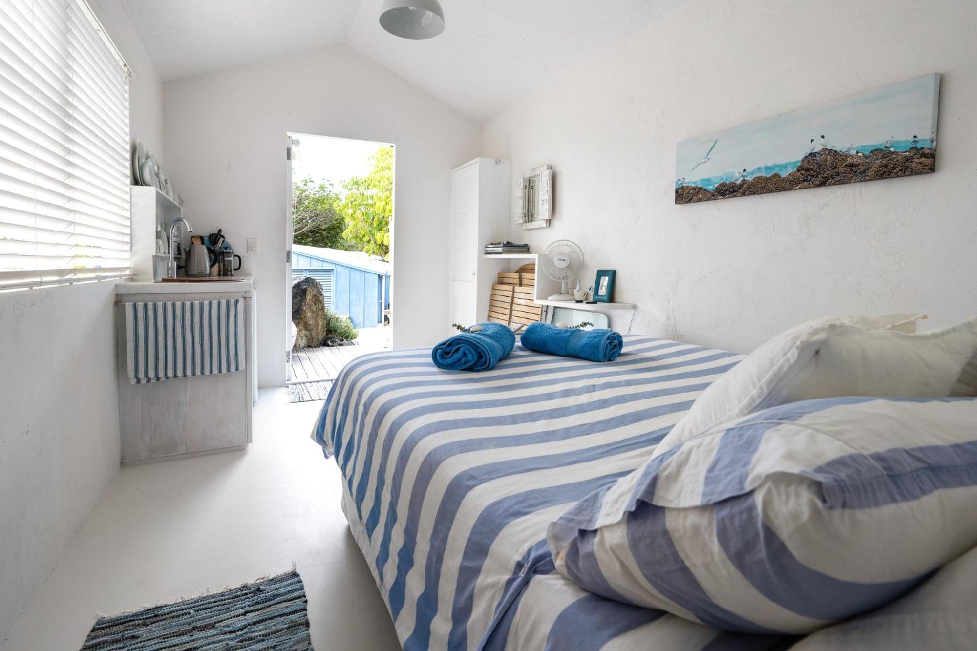 Apartmán Boatsheds On The Bay, Waiheke Island Ostend Exteriér fotografie